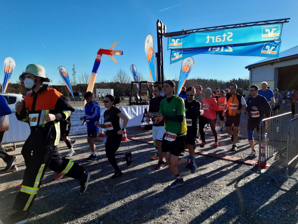 Silvesterlauf in Feuerwehrmontur - Start 5km